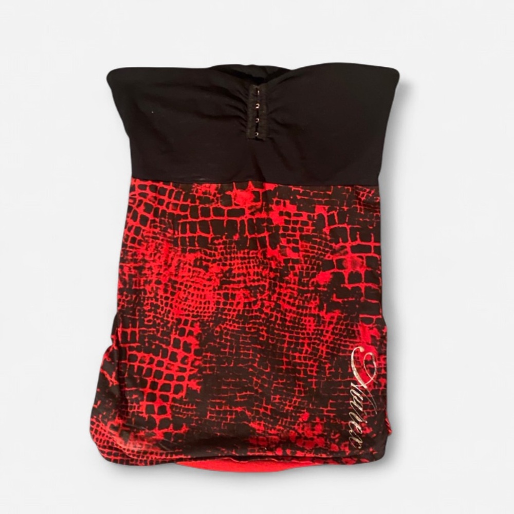 Avirex Red and Black Patterned Top